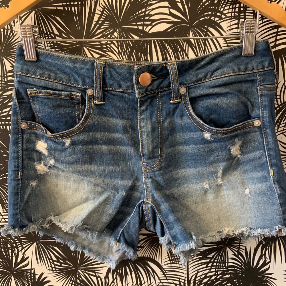 American eagle shorts!
